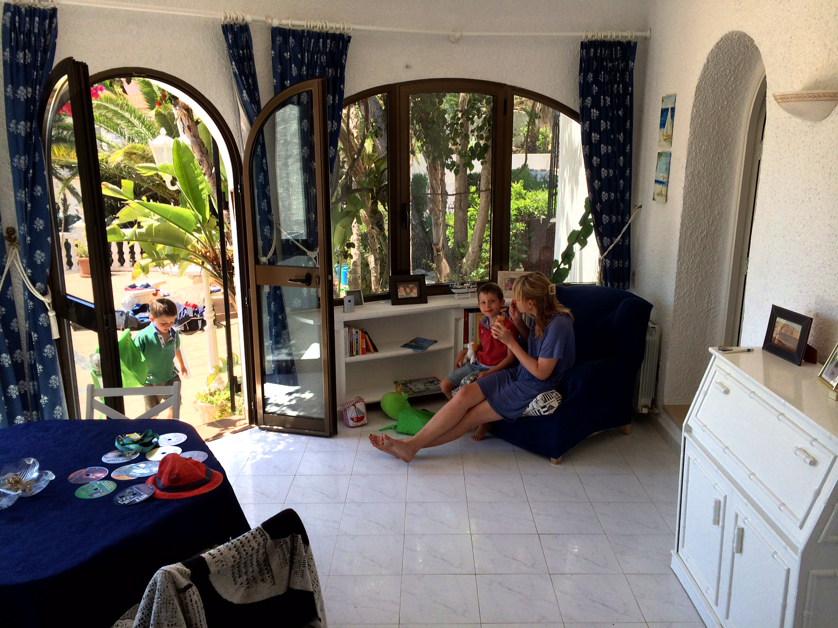 summer_dinning_room